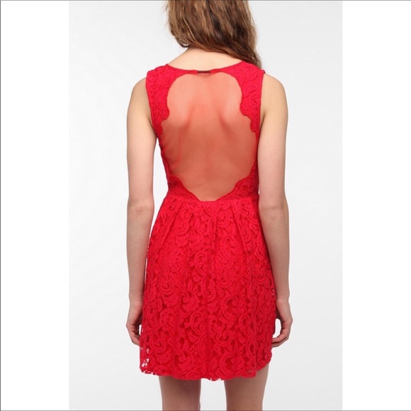 Urban Outfitters Pins and Needles Lace Sleeveless Fit & Flare Dress, size 6 ❤️ - Picture 15 of 16